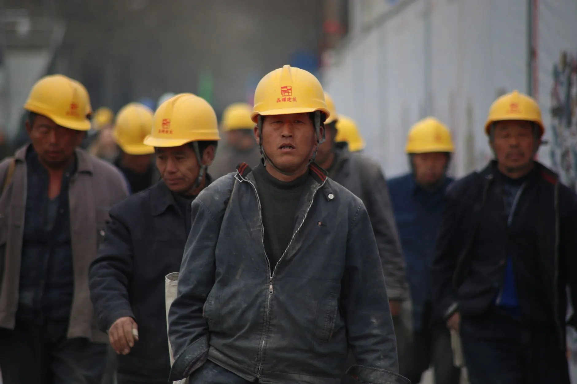 安康建筑劳务分包企业如何做好施工人员配置与进度保障正文配图 1
