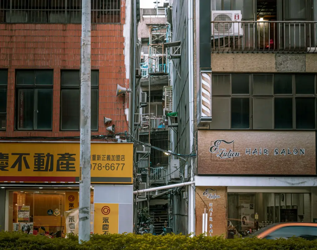 2025年陕西建筑劳务分包新规对企业用工配置的影响分析